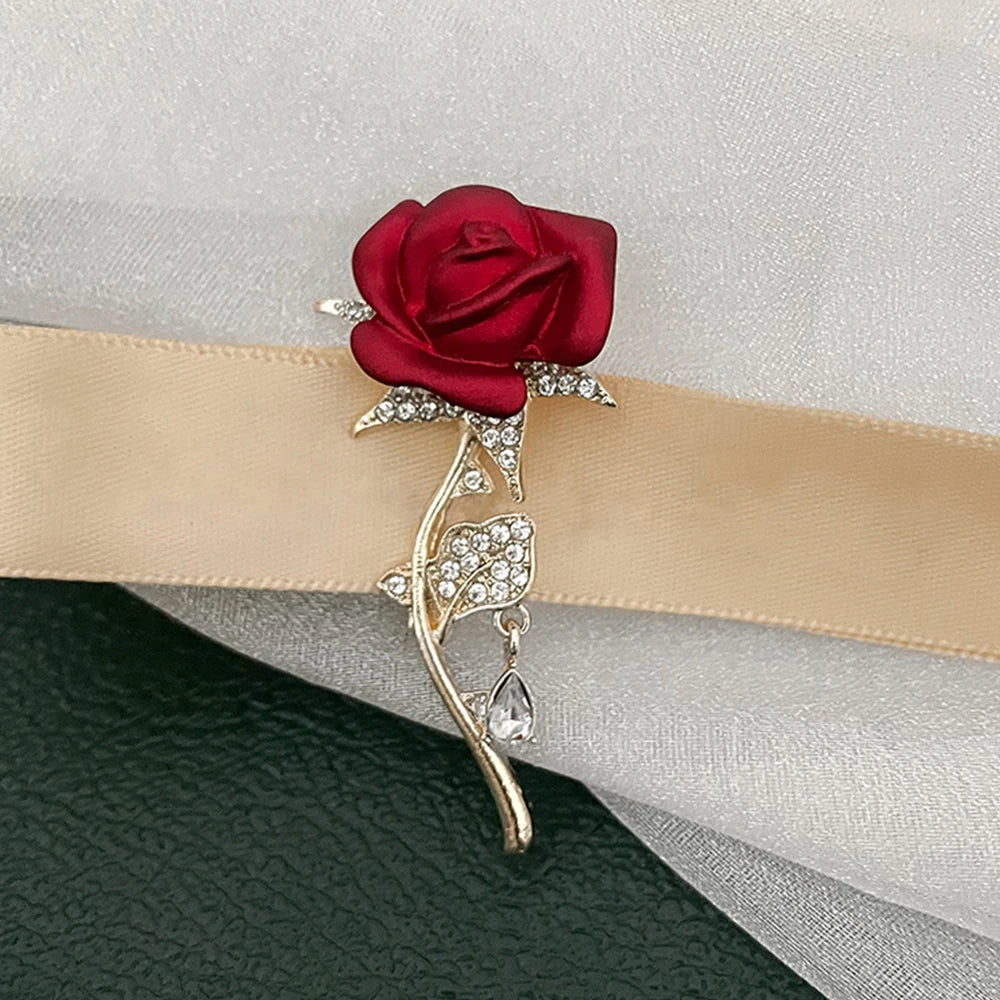 Fashion Crystal Red Cherry Brooches For Women Clothing Cute Alloy Crystal Fruit Enamel Pins Party Jewelry Gifts
