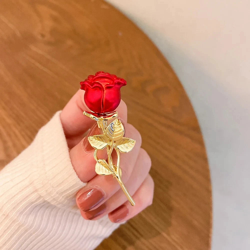 Fashion Crystal Red Cherry Brooches For Women Clothing Cute Alloy Crystal Fruit Enamel Pins Party Jewelry Gifts