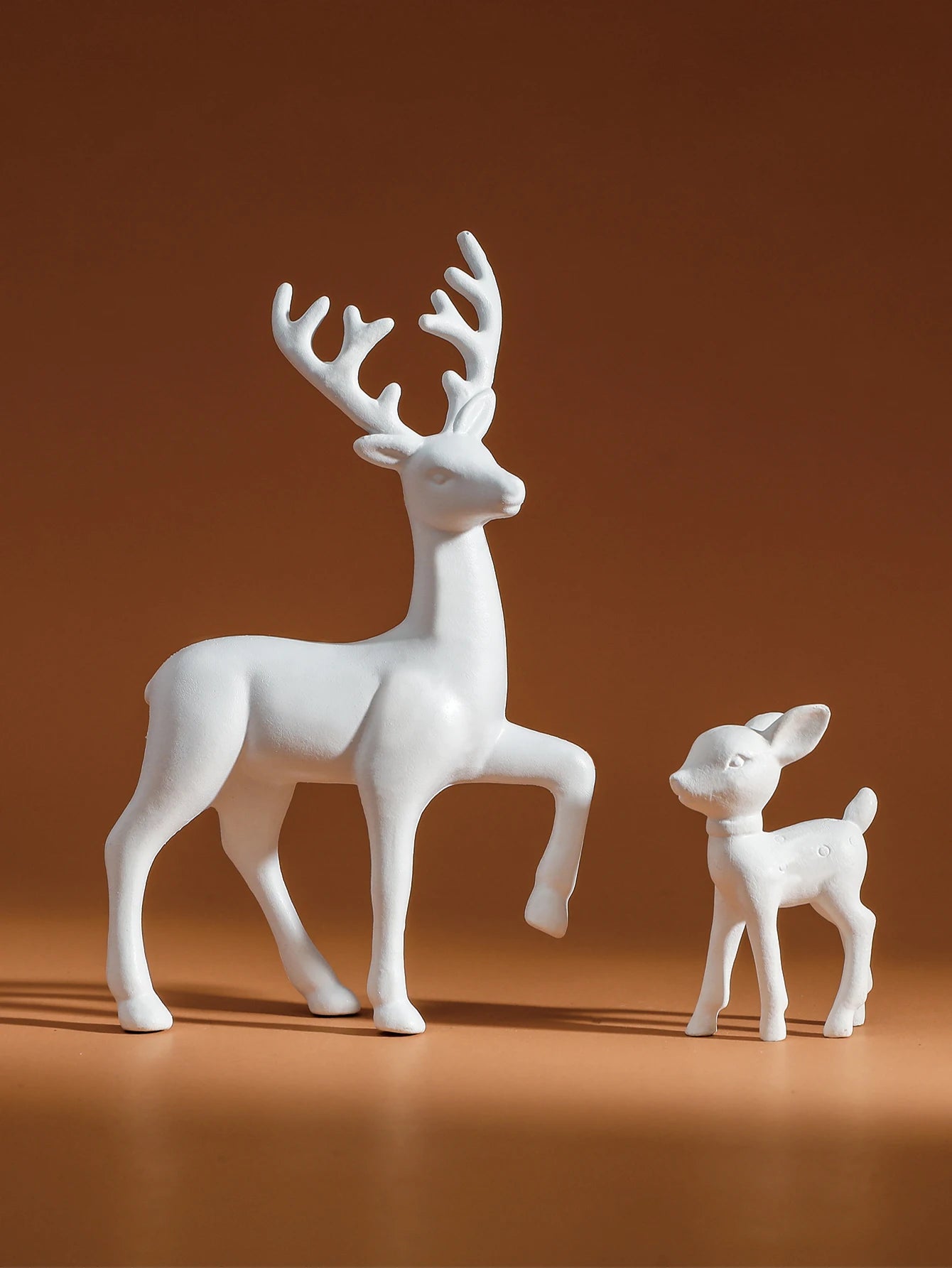 2 Pcs, Room Decor Mother Deer Cute Kids Room Decor Sculptures Kawaii Sculptures Christmas Home Decoration Fawn Figurines