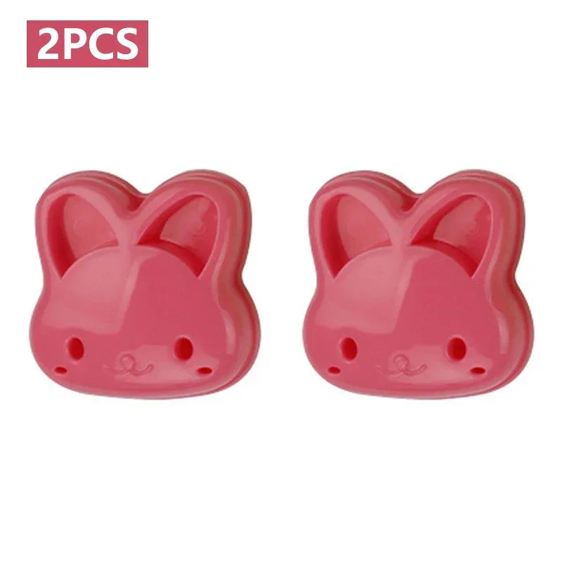 2pcs Sandwich Mould Bear Cat Rabbit Car Shaped Bread Mold Cake Biscuit Embossing Device Crust Cookie Cutter Baking Pastry Tools