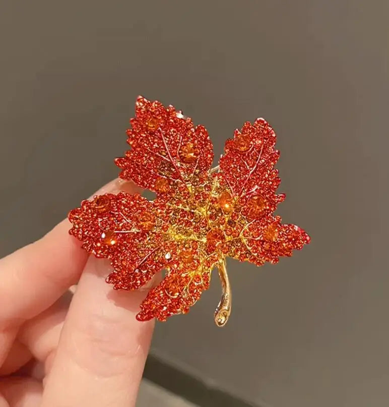 Fashion Crystal Red Cherry Brooches For Women Clothing Cute Alloy Crystal Fruit Enamel Pins Party Jewelry Gifts