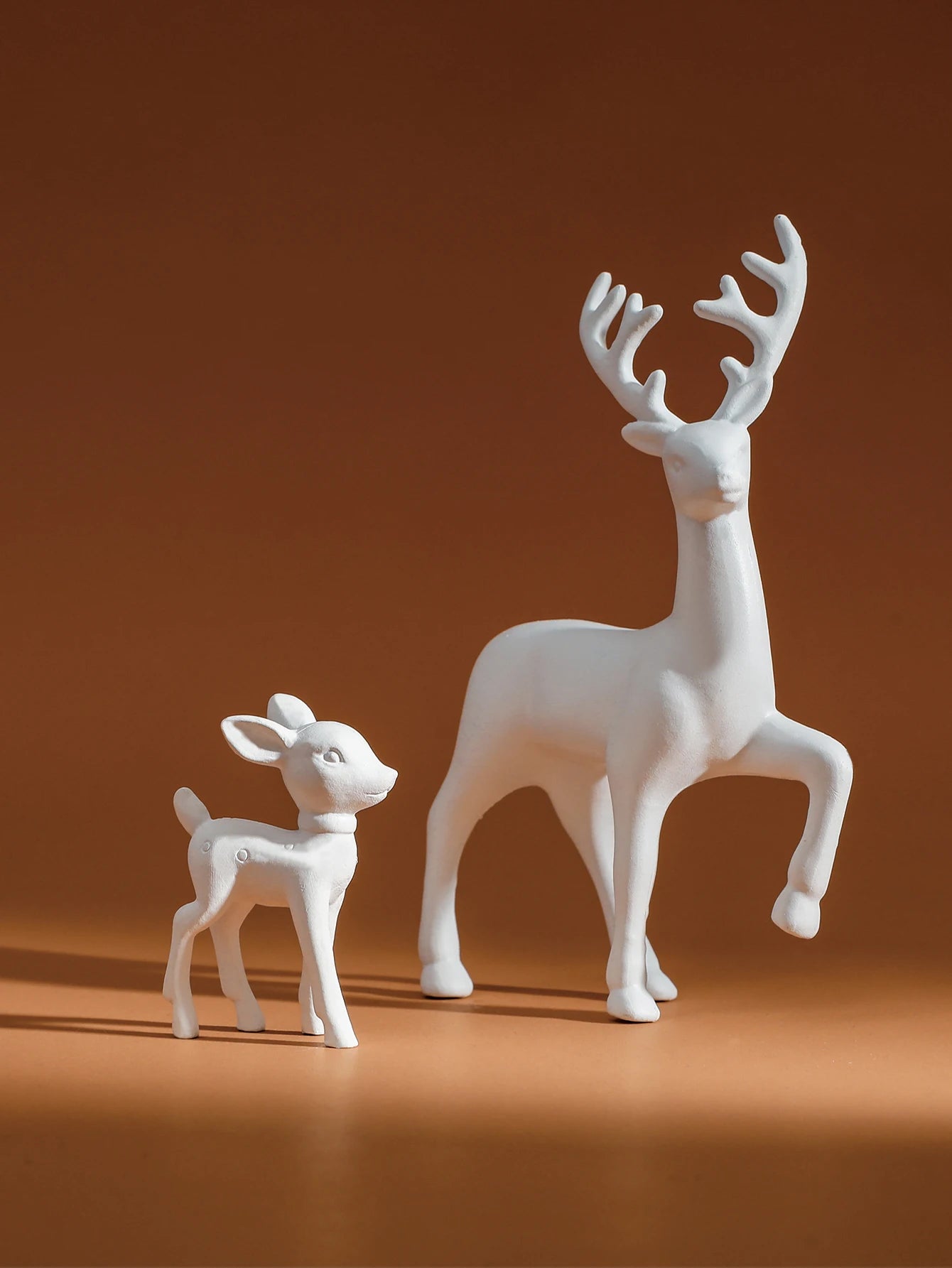 2 Pcs, Room Decor Mother Deer Cute Kids Room Decor Sculptures Kawaii Sculptures Christmas Home Decoration Fawn Figurines