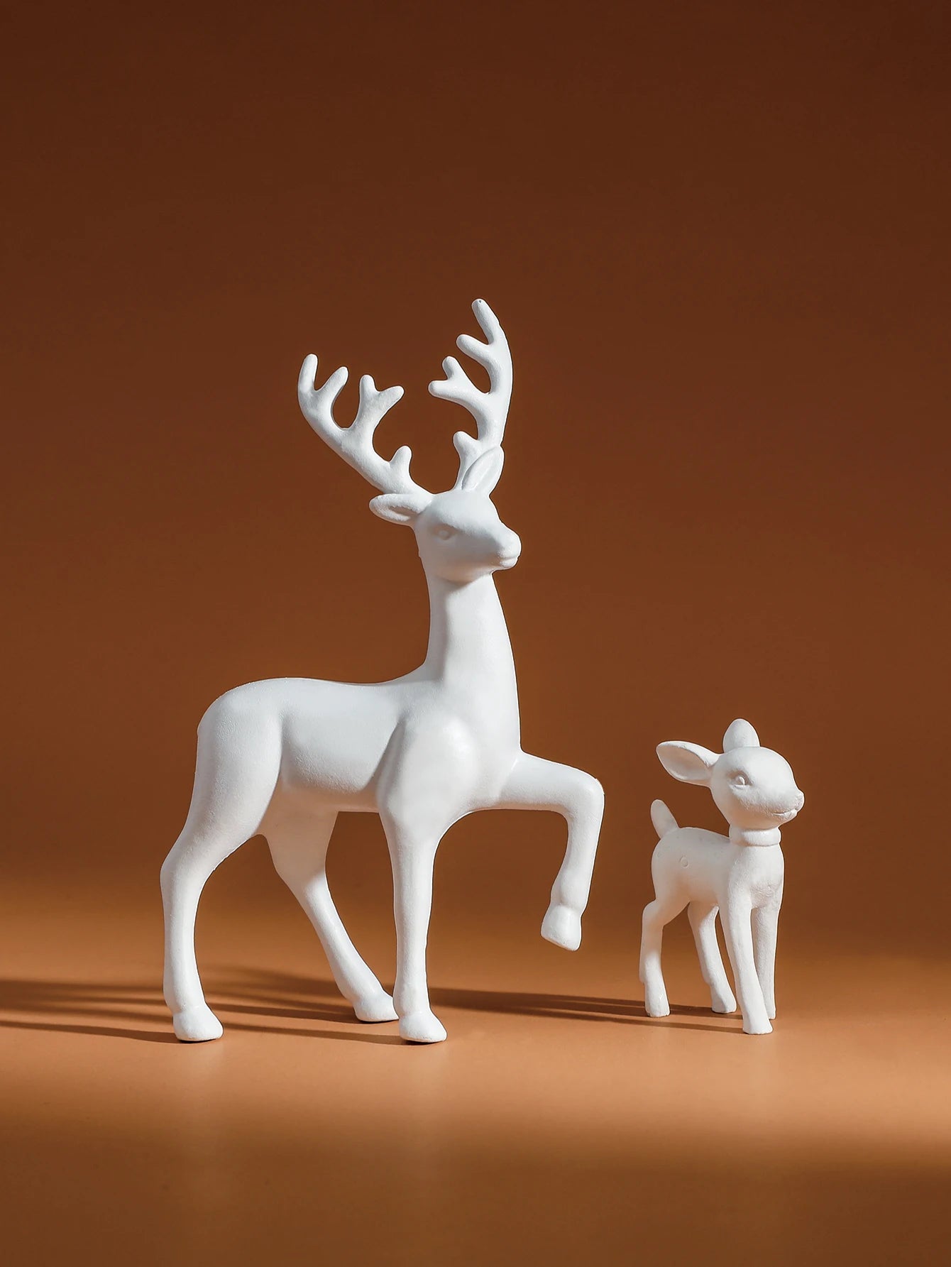 2 Pcs, Room Decor Mother Deer Cute Kids Room Decor Sculptures Kawaii Sculptures Christmas Home Decoration Fawn Figurines