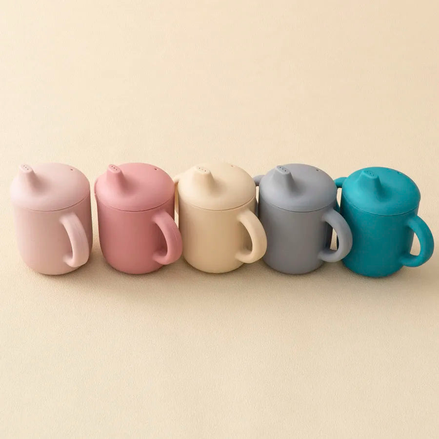 1PCS Baby Feeding Silicone Cups For Infants And Young Children Portable Learning Hand Shank Drinking Water Cups Baby Stuff