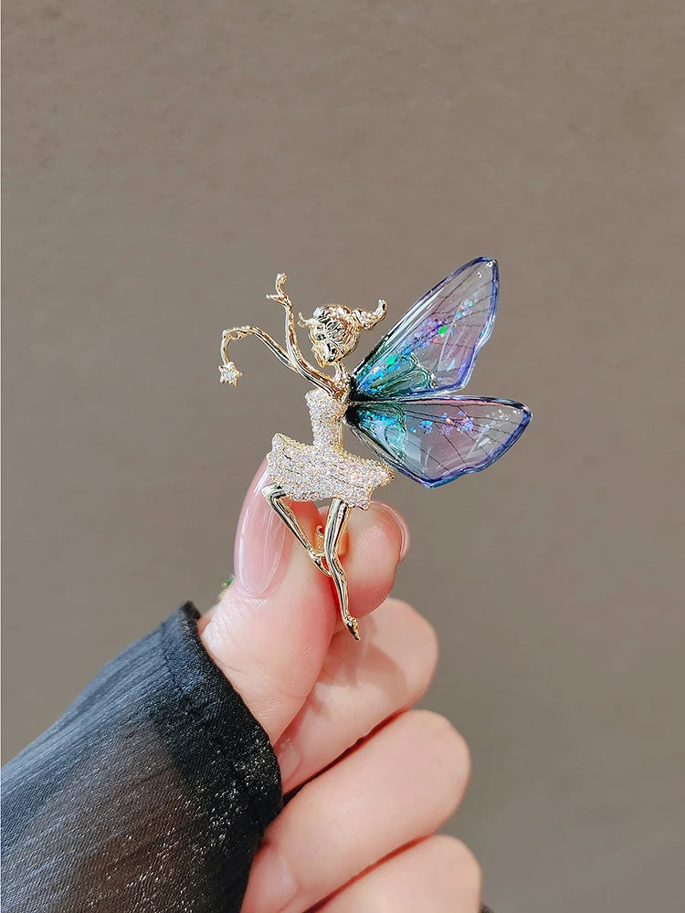 Fashion Crystal Red Cherry Brooches For Women Clothing Cute Alloy Crystal Fruit Enamel Pins Party Jewelry Gifts